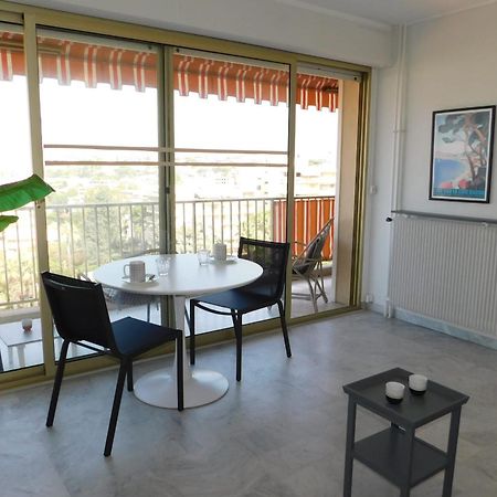 Апартаменты Charming T2 Eden Park With Swimming Pool Private Parking Жуан-ле-Пен Экстерьер фото